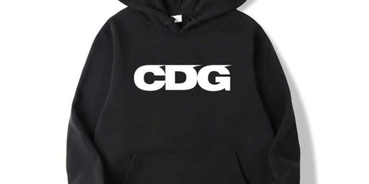 Fresh Streetwear from Comme Des Garcons