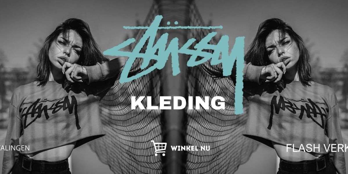 From Beach to Block in Stussy Kleding