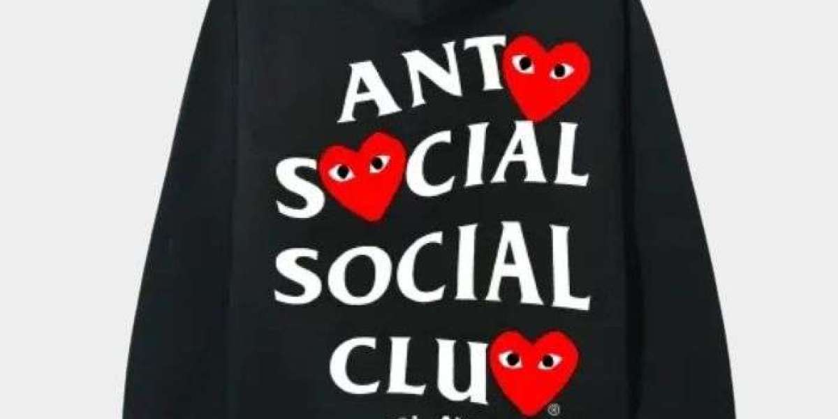 Comme des Garcons beyond clothing
