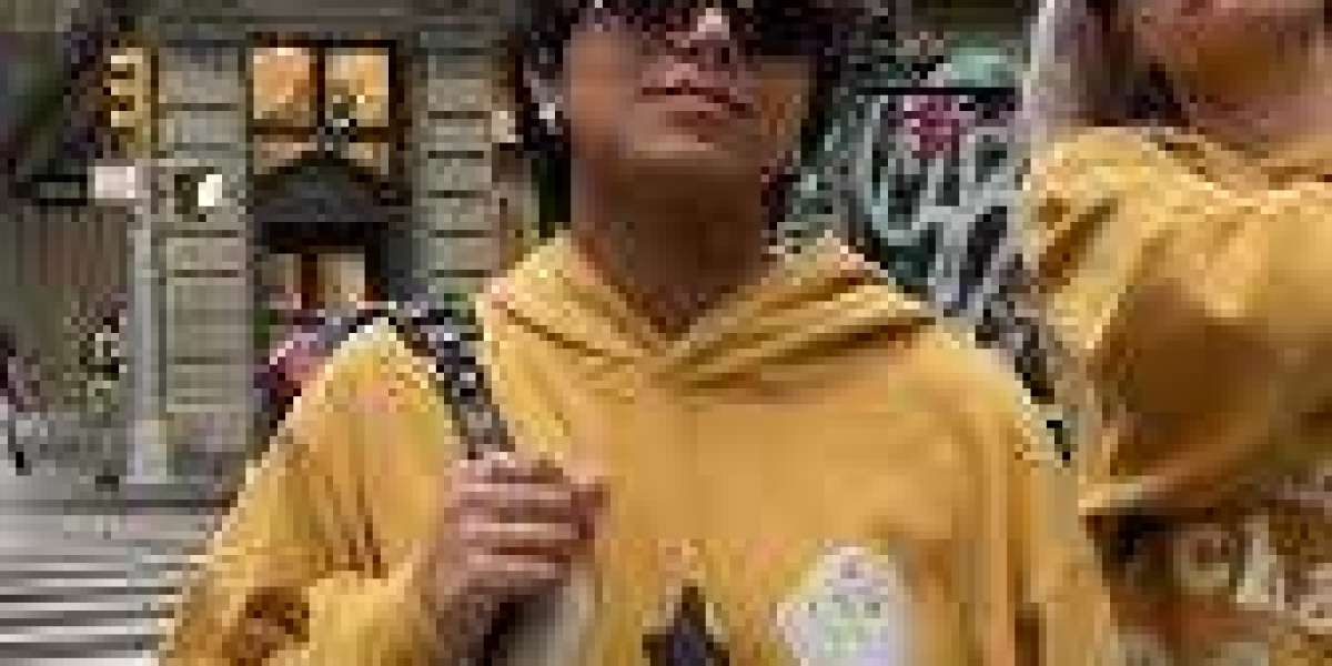 Essential Luxury Hoodie Trends Every Fashion Lover Needs