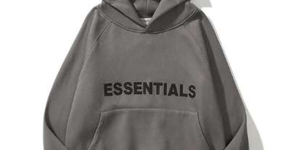 Essentials Hoodies: The Ultimate Blend of Comfort, Style, and Streetwear Culture