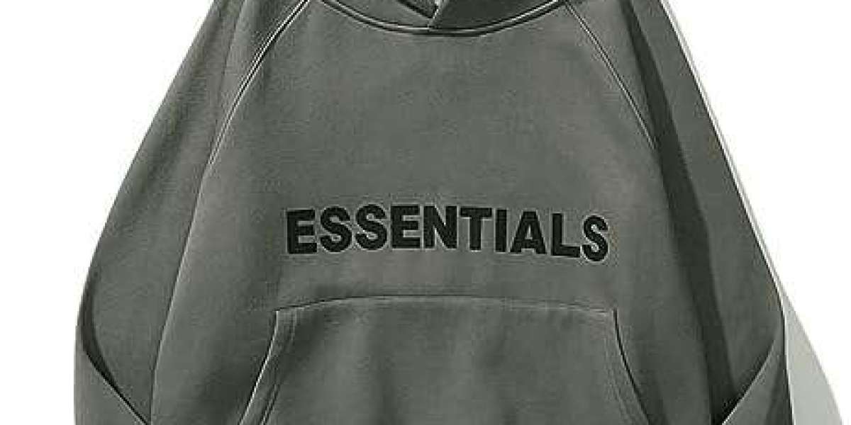 The Ultimate Guide to the Essentials Hoodie: Comfort, Style, and Everyday Wear